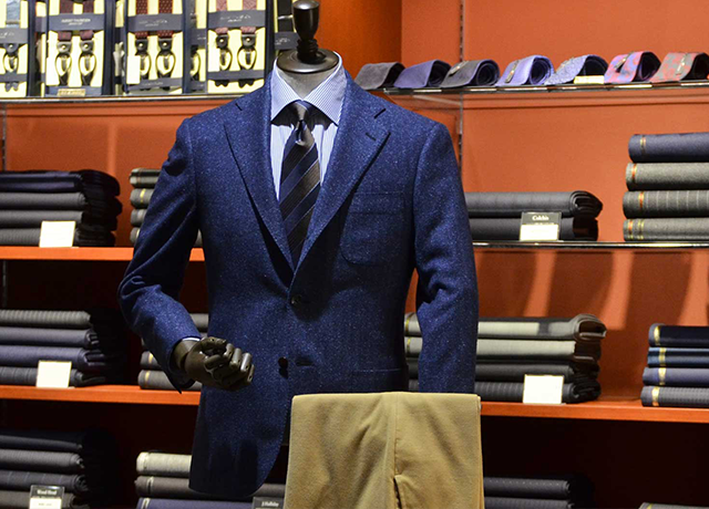 360度パノラマの店舗「ロックアイランド六本松」テーラーメイド専門の紳士服スーツショップ